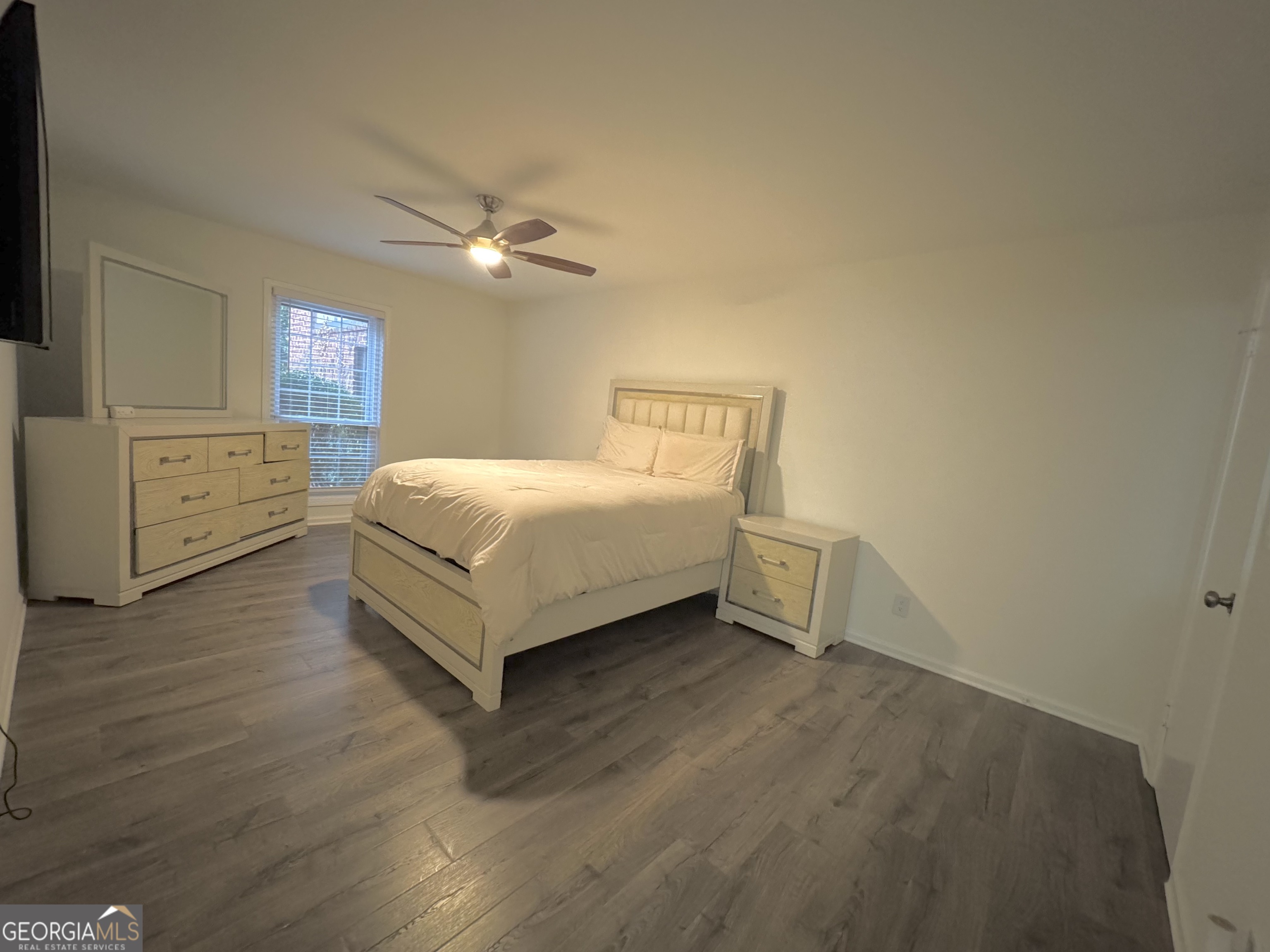 6851 Roswell Road, Unit H13 Sandy Springs, GA 30328 - Photo 13 of 16