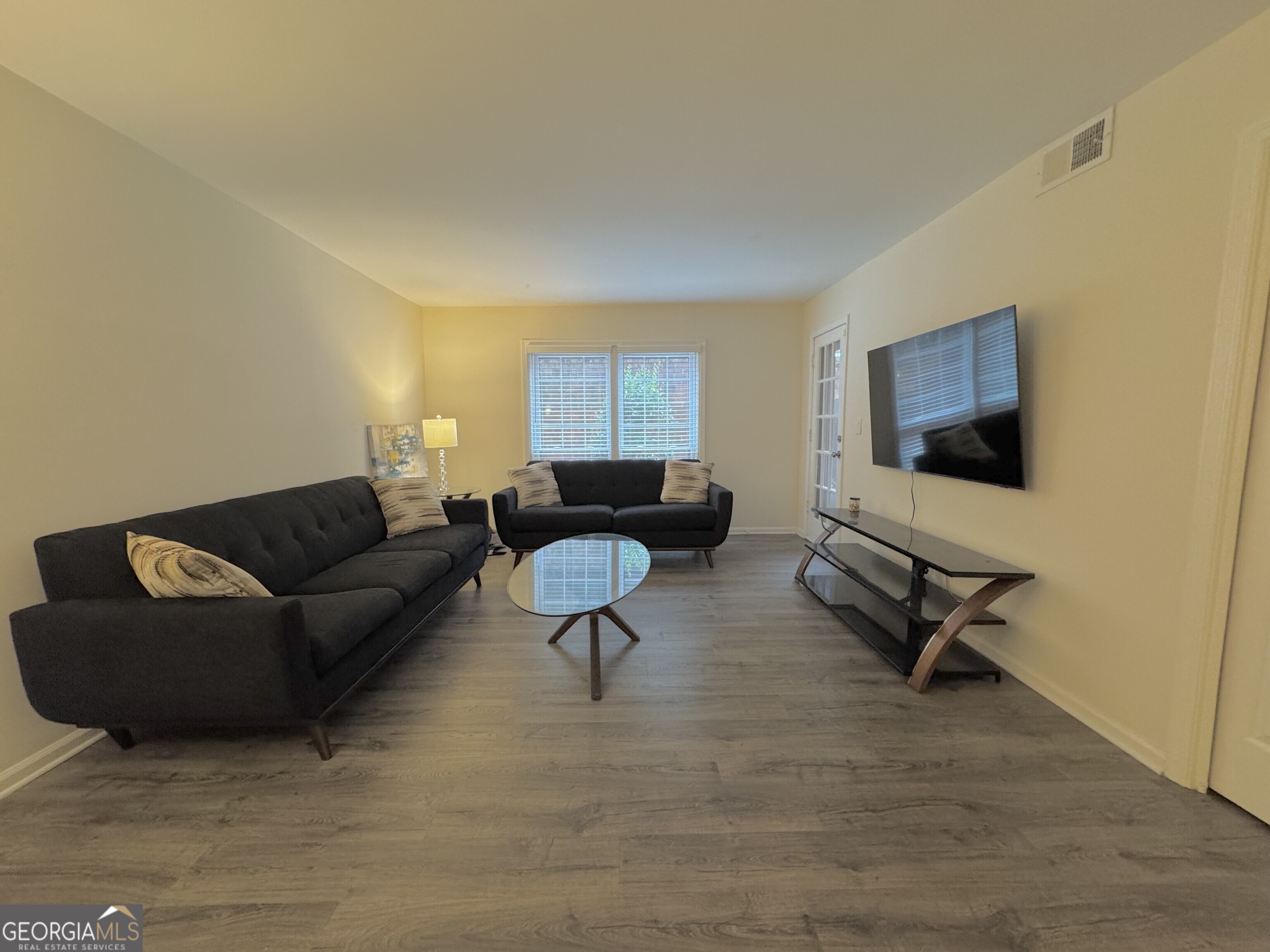 6851 Roswell Road, Unit H13 Sandy Springs, GA 30328 - Photo 3 of 16