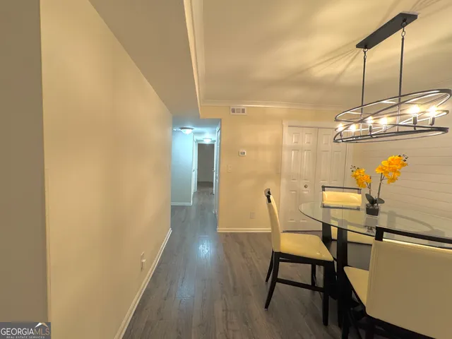 $283,000 | 6851 Roswell Road, Unit H13, Sandy Springs, GA 30328