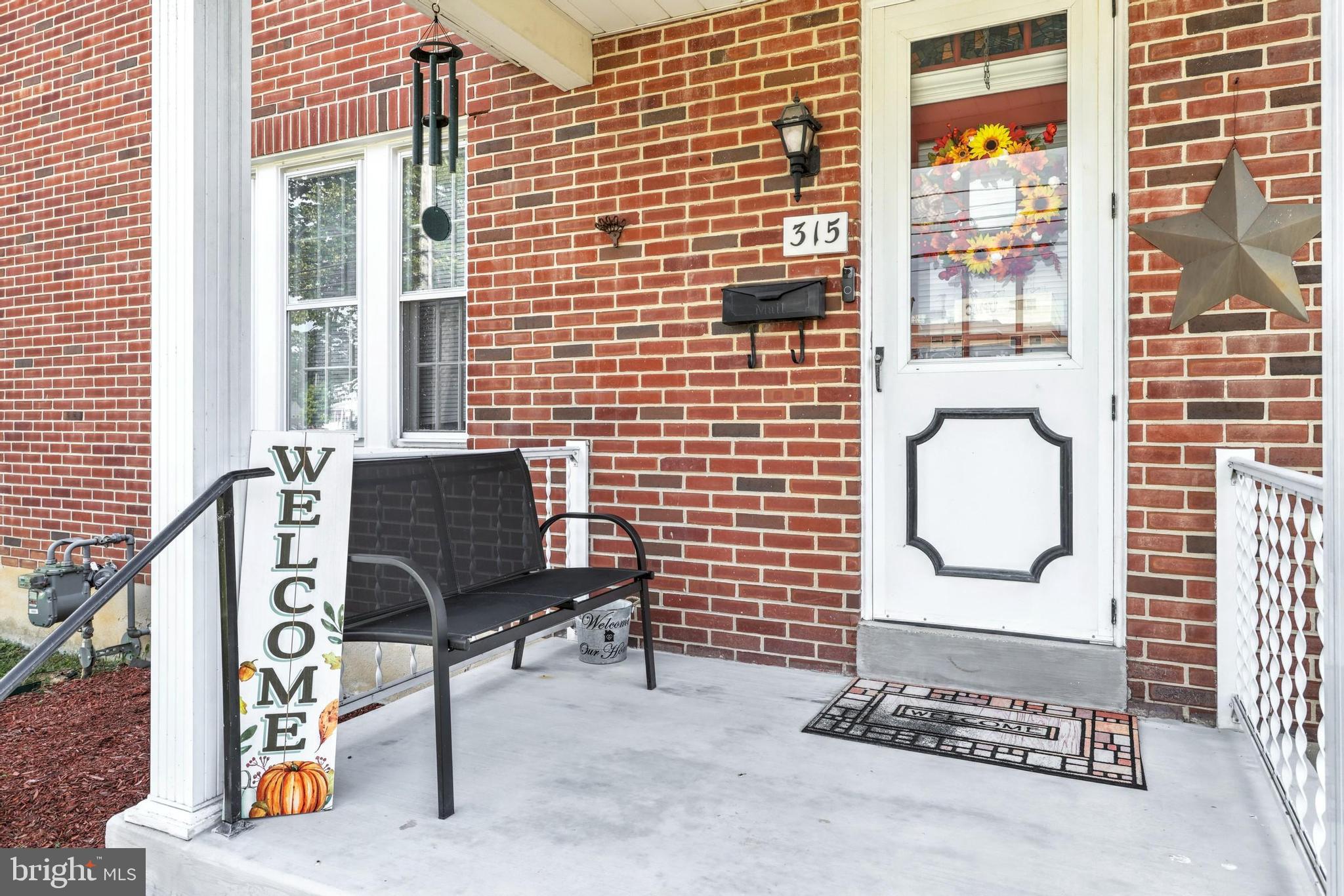 315 Stock Street Hanover, PA 17331 - Photo 4 of 28 Gallery Image 4