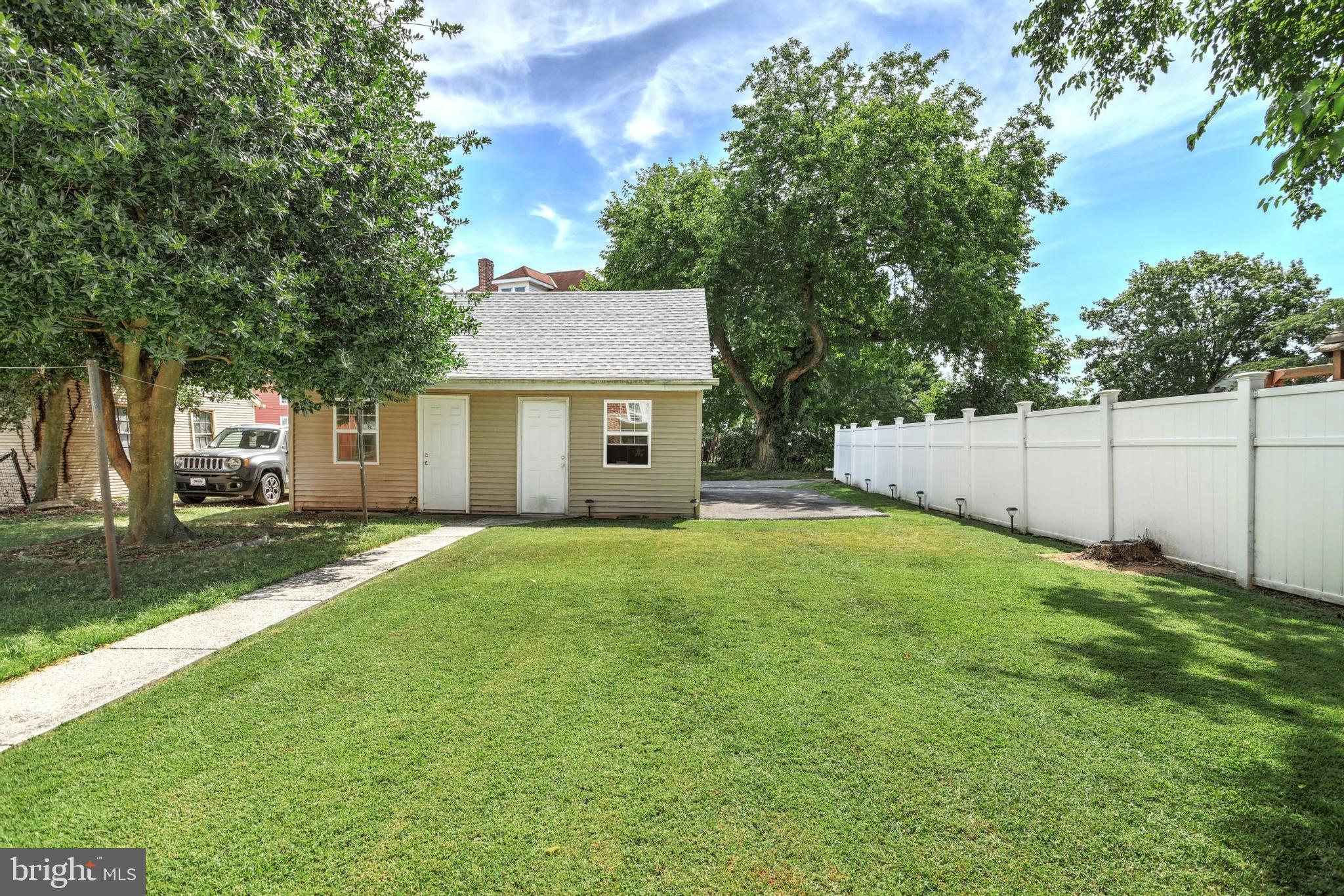 315 Stock Street Hanover, PA 17331 - Photo 9 of 28 Gallery Image 9