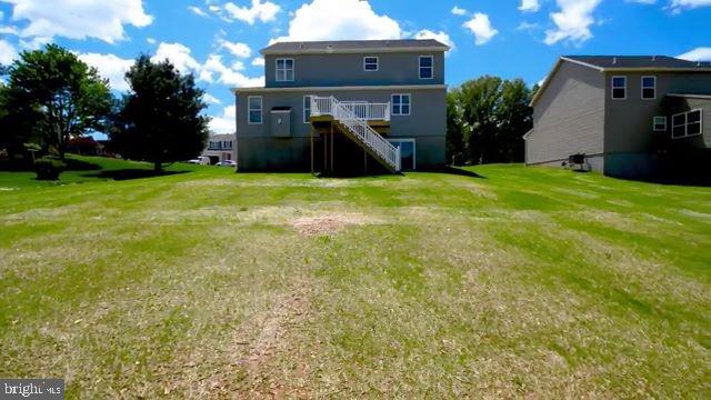 102 Piedmont Way, Unit 139 Hanover, PA 17331 - Photo 26 of 27 a view of a house with backyard and garden
