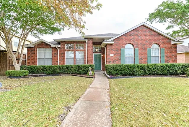 $2,400 | 1531 Hickory Trail, Allen, TX 75002