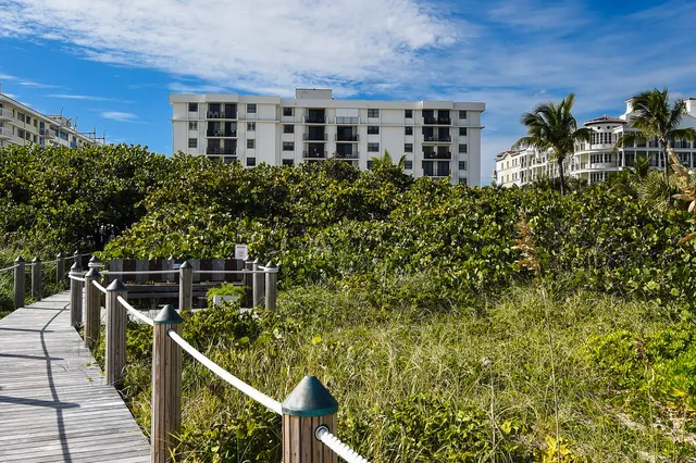 $6,000 | 145 South Ocean Avenue, Unit 419, Palm Beach Shores, FL 33404