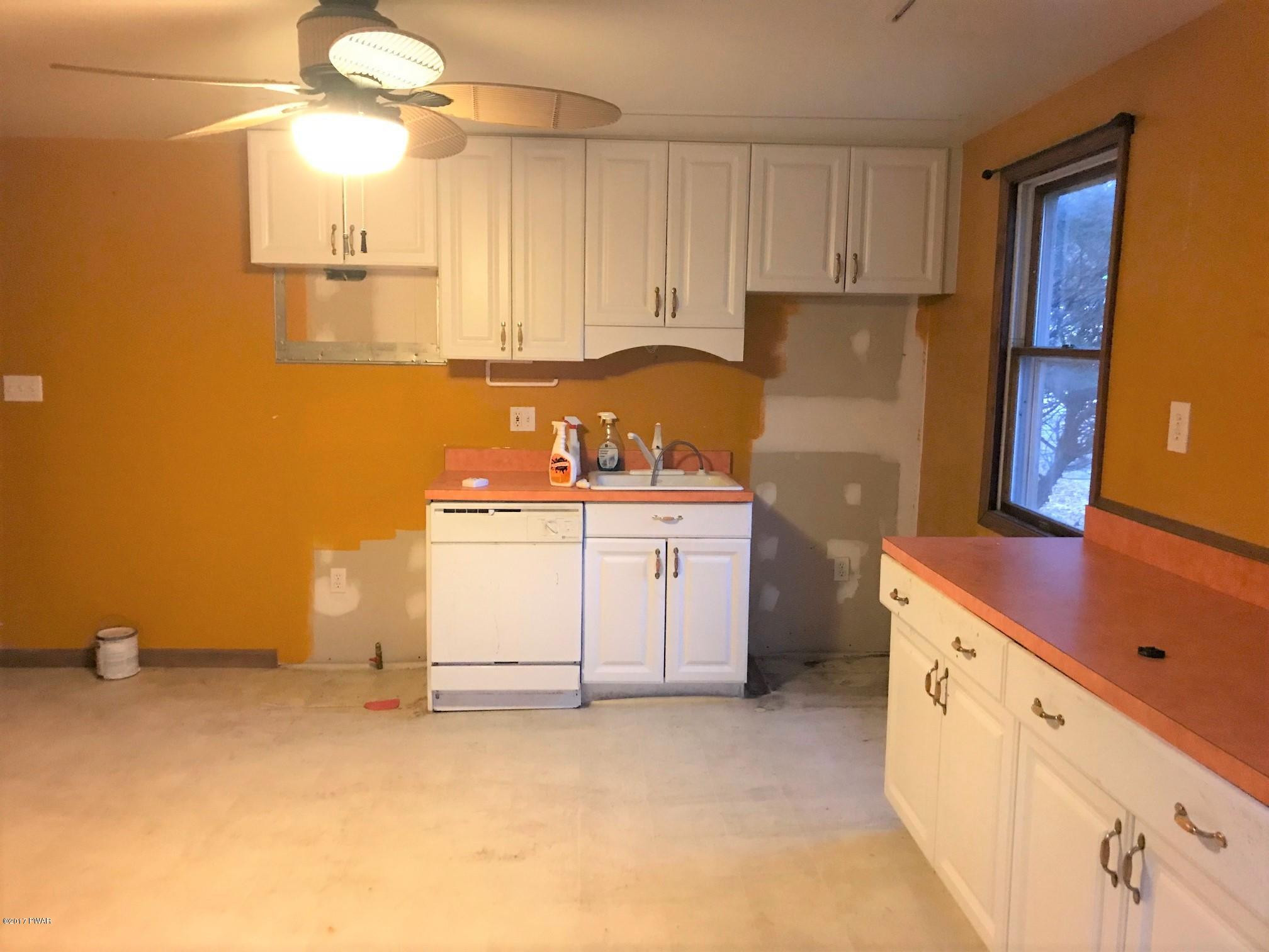 112 Milanville Road Beach Lake, PA 18405 - Photo 4 of 12