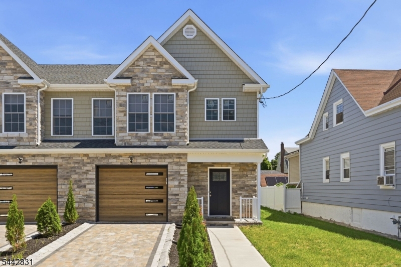 77 Chestnut Street, Unit B Lodi, NJ 07644 - Photo 3 of 46