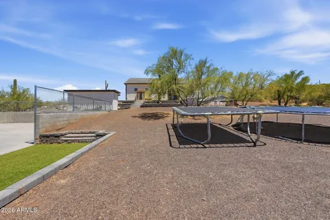$949,000 | 43131 North 20th Street, New River, AZ 85087