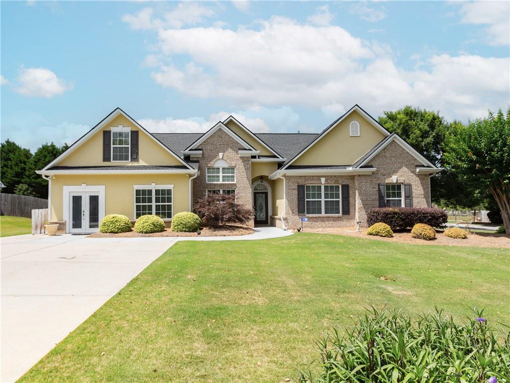 1501 Pointe S Cir  