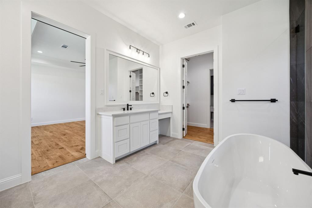 2008 Vaquero Street Weatherford, TX 76088 - Photo 21 of 40