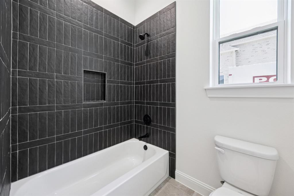 2008 Vaquero Street Weatherford, TX 76088 - Photo 28 of 40