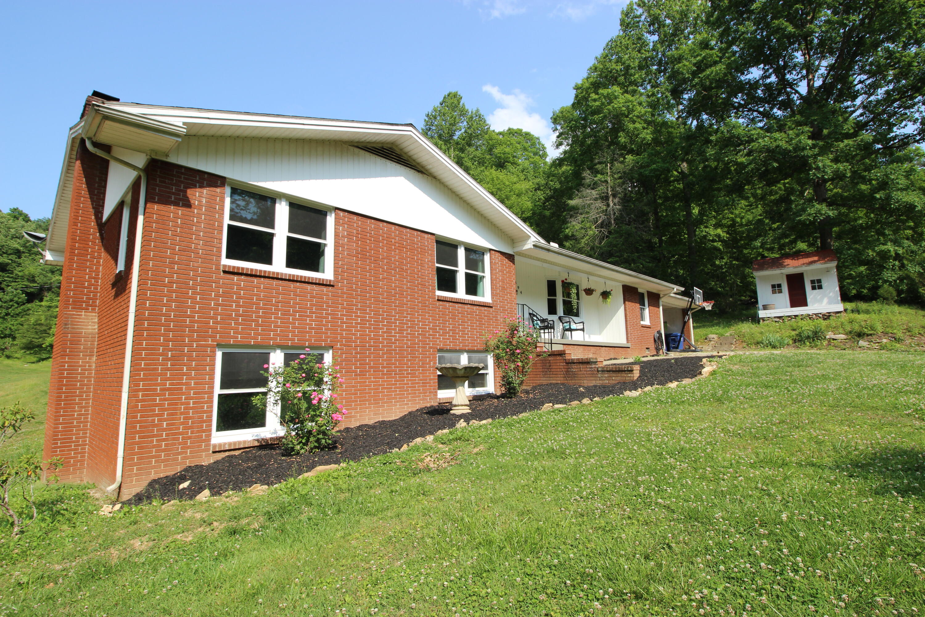 394 Stewart Road Somerset, KY 42501 - Photo 3 of 84 IMG_6589a