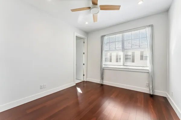 $5,000 | 106 Southwest 1st Avenue, Delray Beach, FL 33444