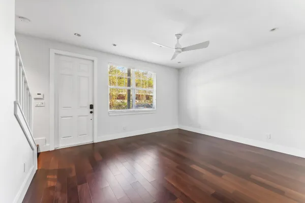 $5,000 | 106 Southwest 1st Avenue, Delray Beach, FL 33444