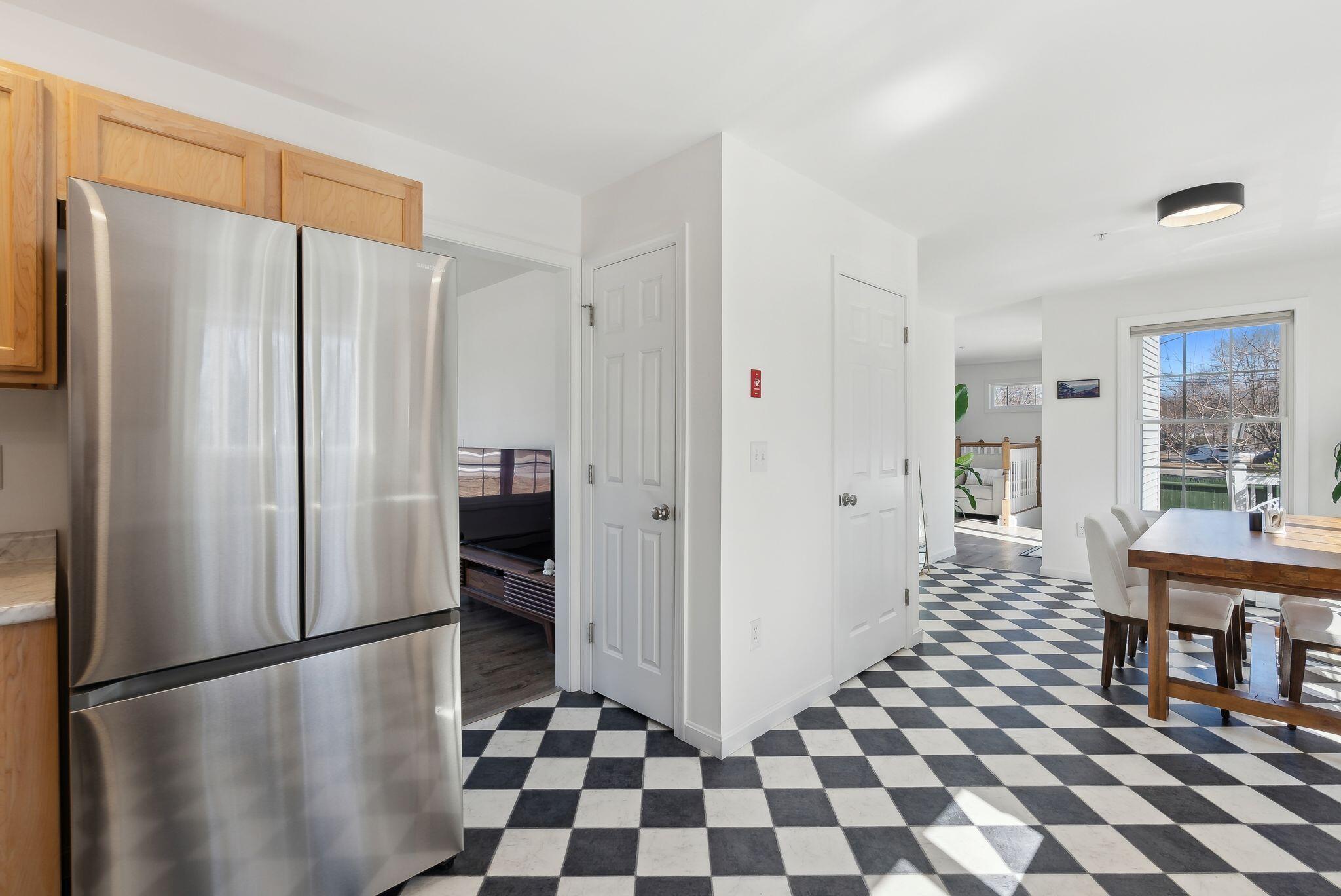 49 Frost Street Portland, ME 04102 - Photo 12 of 51 21_DSC02846