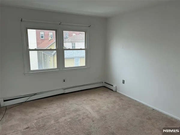 $2,200 | 404 John Street, East Newark, NJ 07029