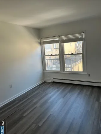 $2,200 | 404 John Street, East Newark, NJ 07029