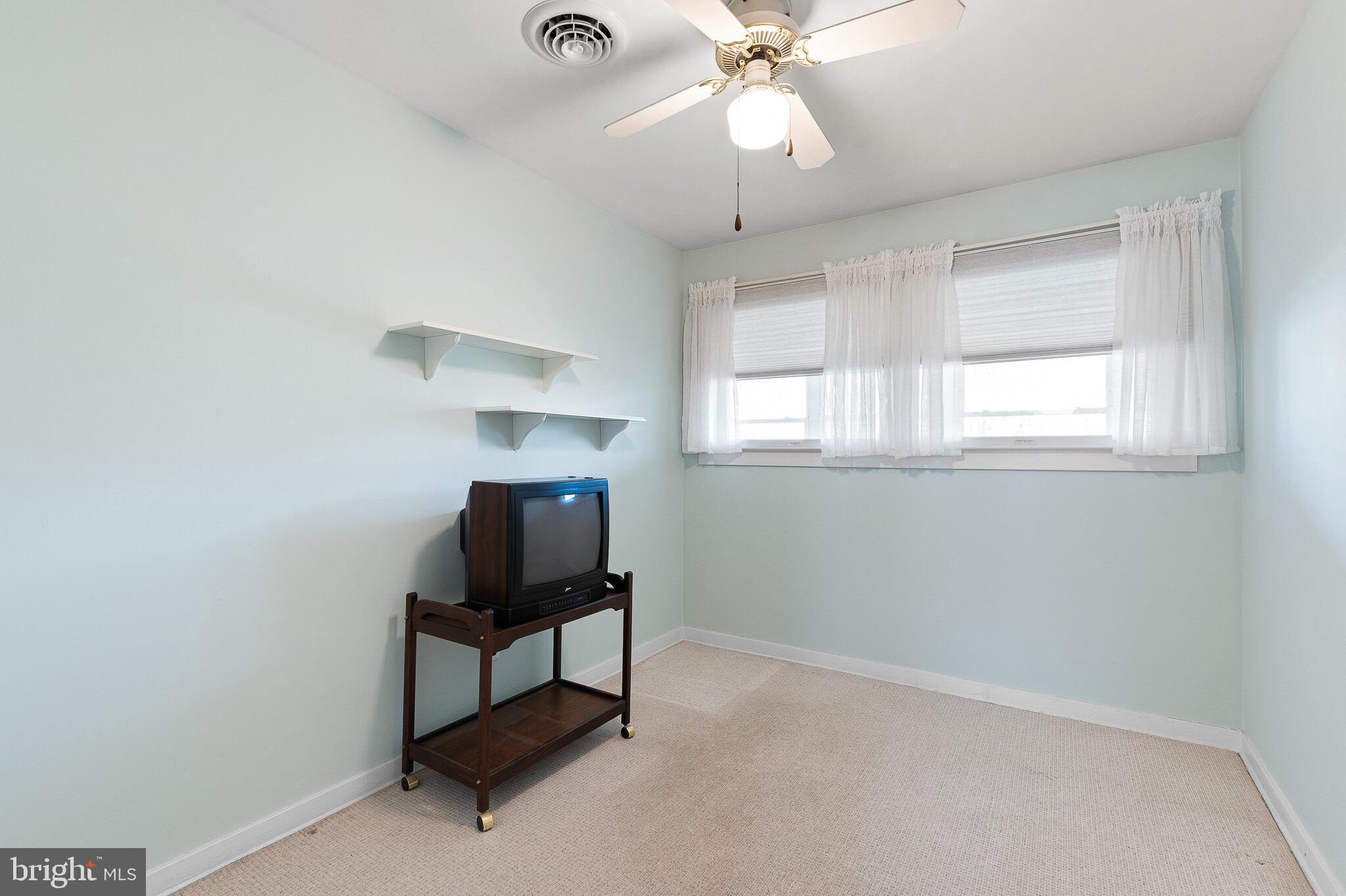 122 Rita Road New Castle, DE 19720 - Photo 18 of 23 Bedroom 3