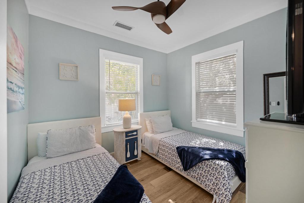 2211 Staples Avenue Key West, FL 33040 - Photo 18 of 33 18
