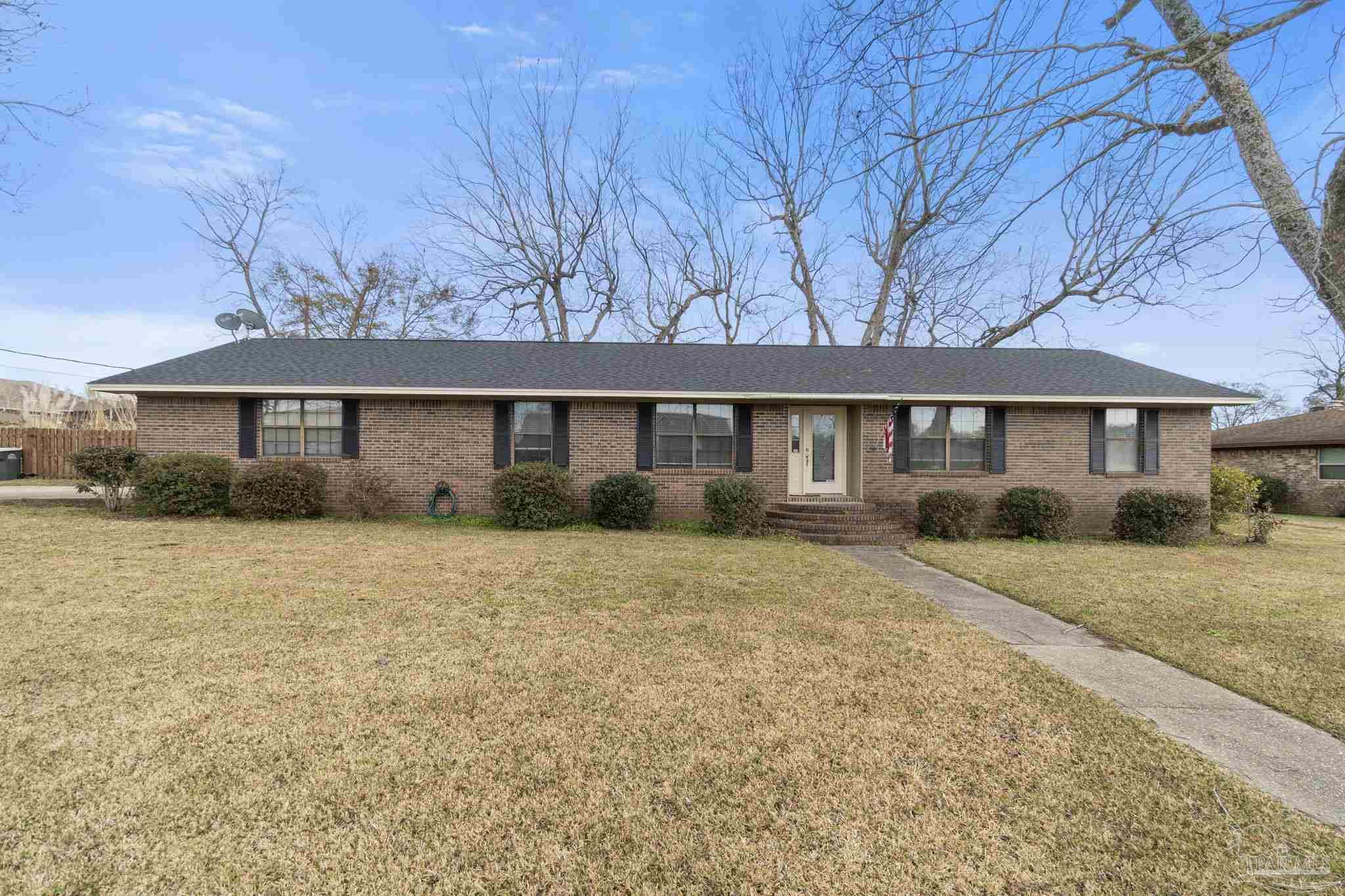 2096 Stallion Road Cantonment, FL 32533 - Photo 3 of 57 Gallery Image 3