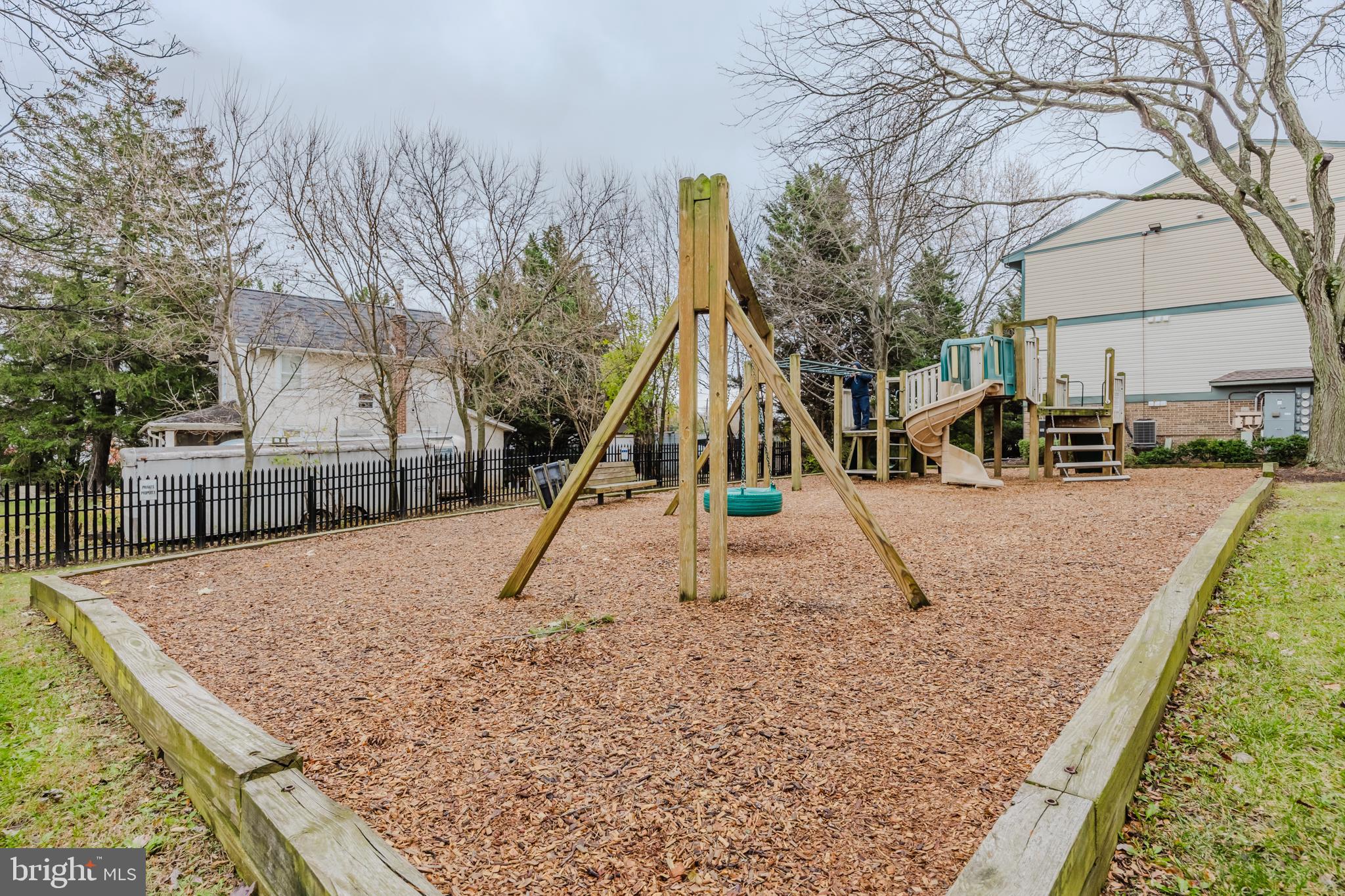19621 Gunners Branch Road, Unit 823 Germantown, MD 20876 - Photo 49 of 49 a view of a park with swings