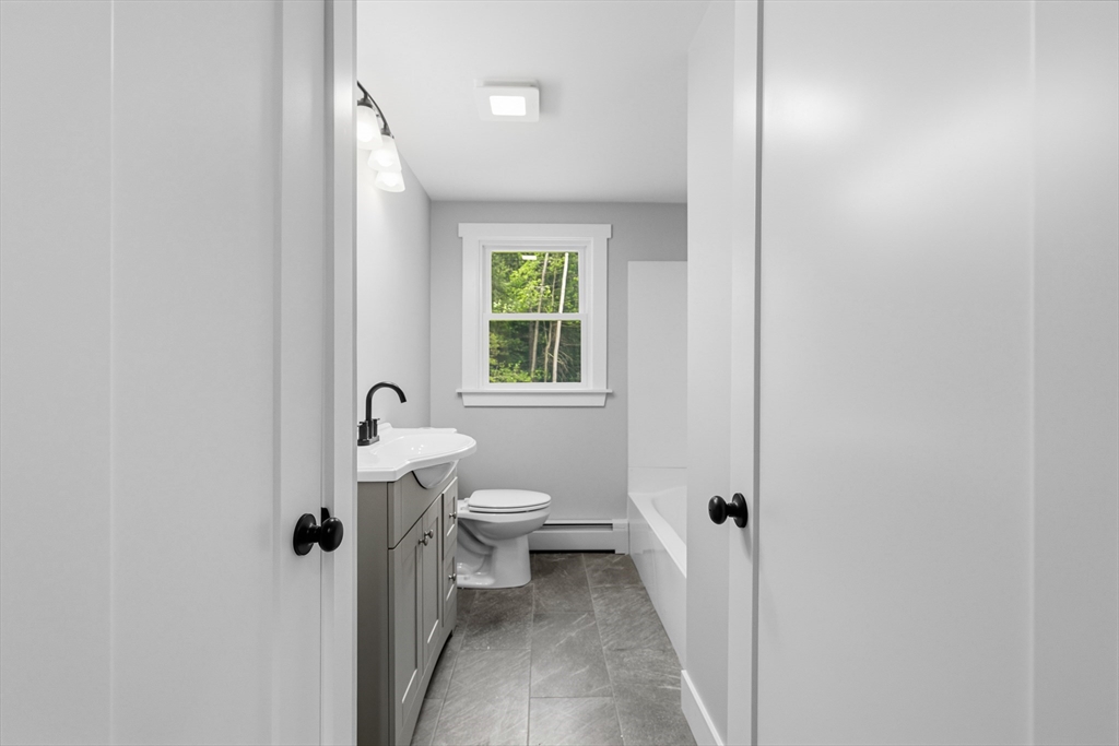 159 Walnut Street Halifax, MA 02338 - Photo 17 of 41