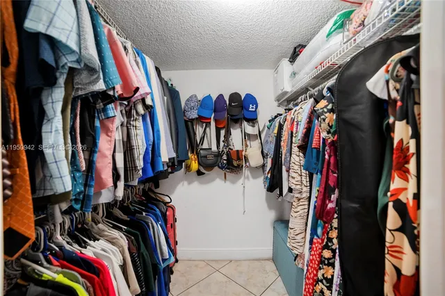 $269,999 | 8415 Southwest 107th Avenue, Unit 323W, Miami, FL 33173