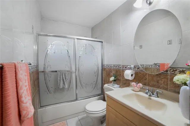 $269,999 | 8415 Southwest 107th Avenue, Unit 323W, Miami, FL 33173