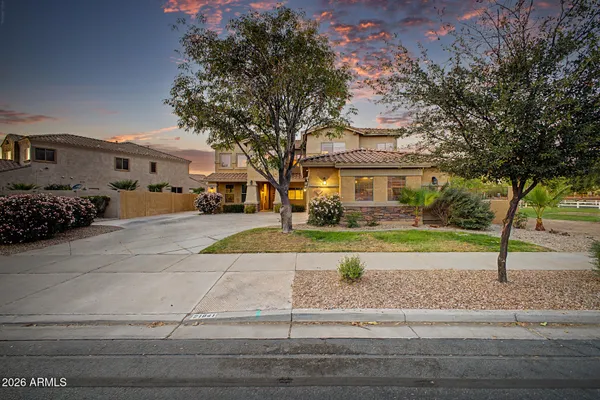 $800,000 | 21841 South 185th Place, Queen Creek, AZ 85142