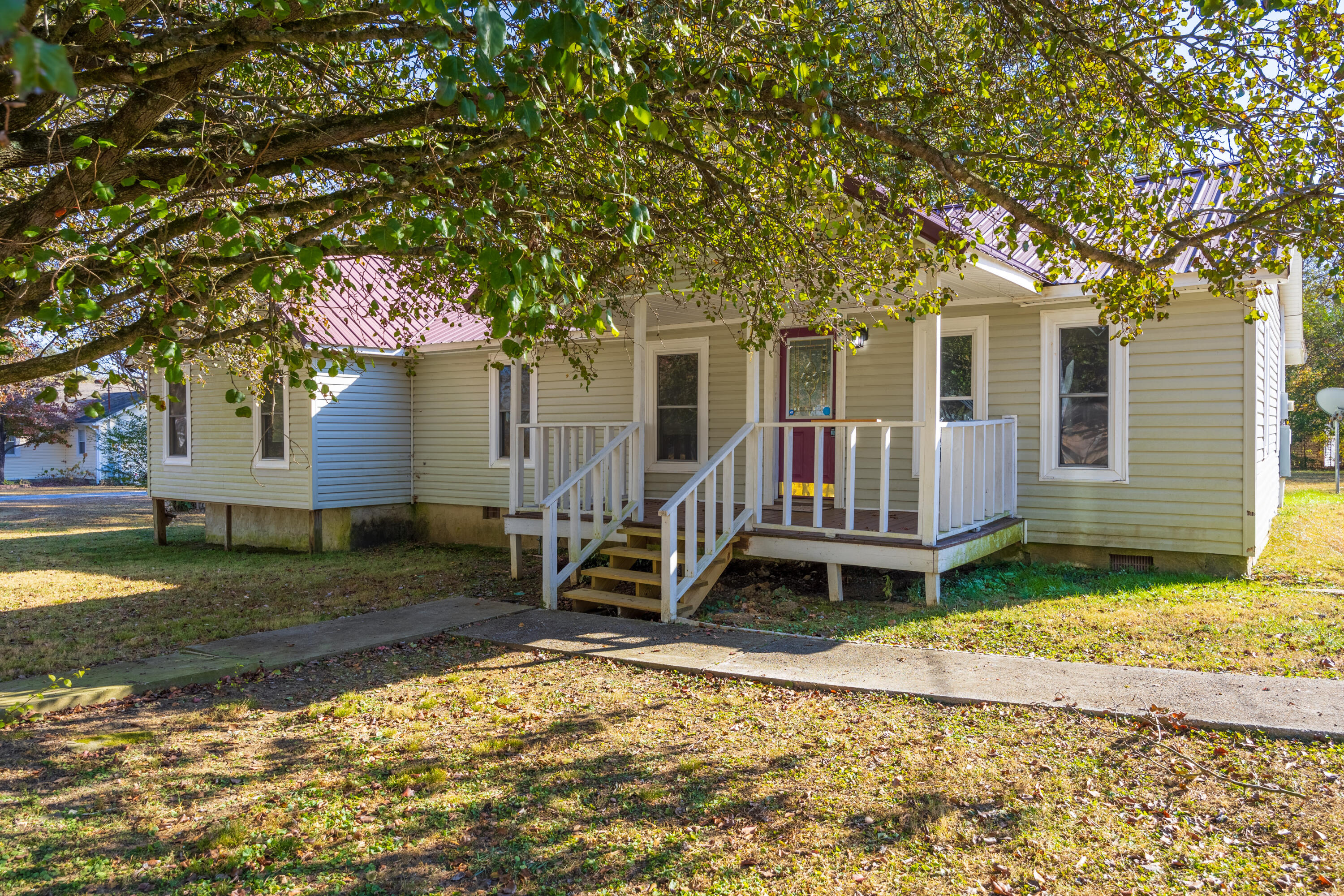 707 Gilbert Lane LaFayette, GA 30728 - Photo 3 of 38 2023_11_November_707_Gilbert_Ln_0003