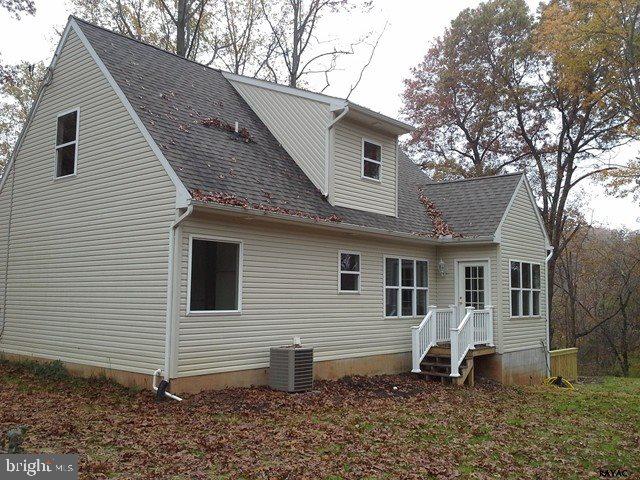 210 Neill Run Road Delta, PA 17314 - Photo 3 of 15 Gallery Image 3
