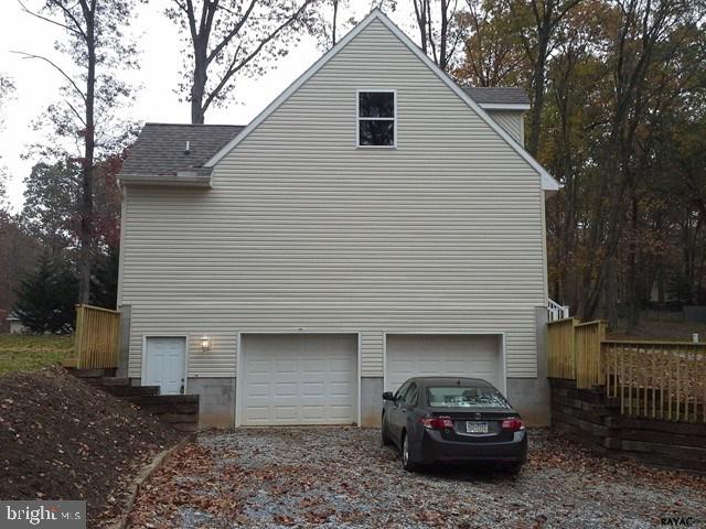 210 Neill Run Road Delta, PA 17314 - Photo 4 of 15 Gallery Image 4
