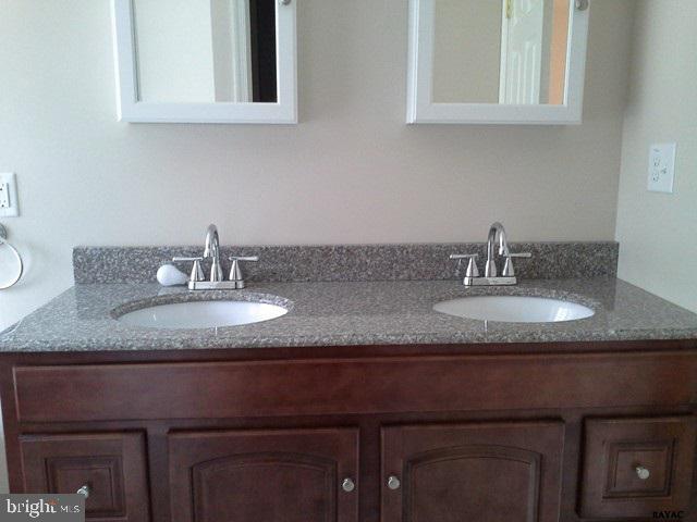 210 Neill Run Road Delta, PA 17314 - Photo 9 of 15 Gallery Image 9