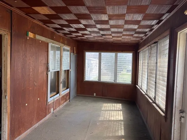 $19,900 | 600 Dewey Street, Eldorado, IL 62930