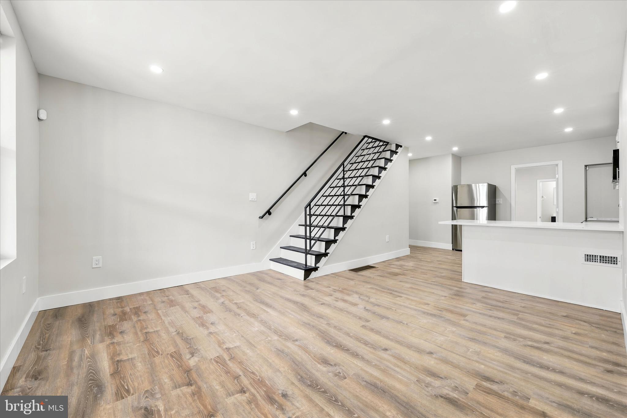 2310 Tasker Street Philadelphia, PA 19145 - Photo 2 of 15