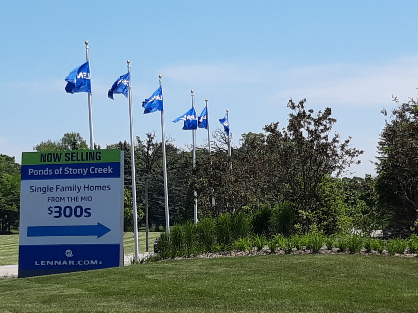 3624 Edelweiss Road Elgin, IL 60124 - Photo 20 of 38 a view of a park with a sign board