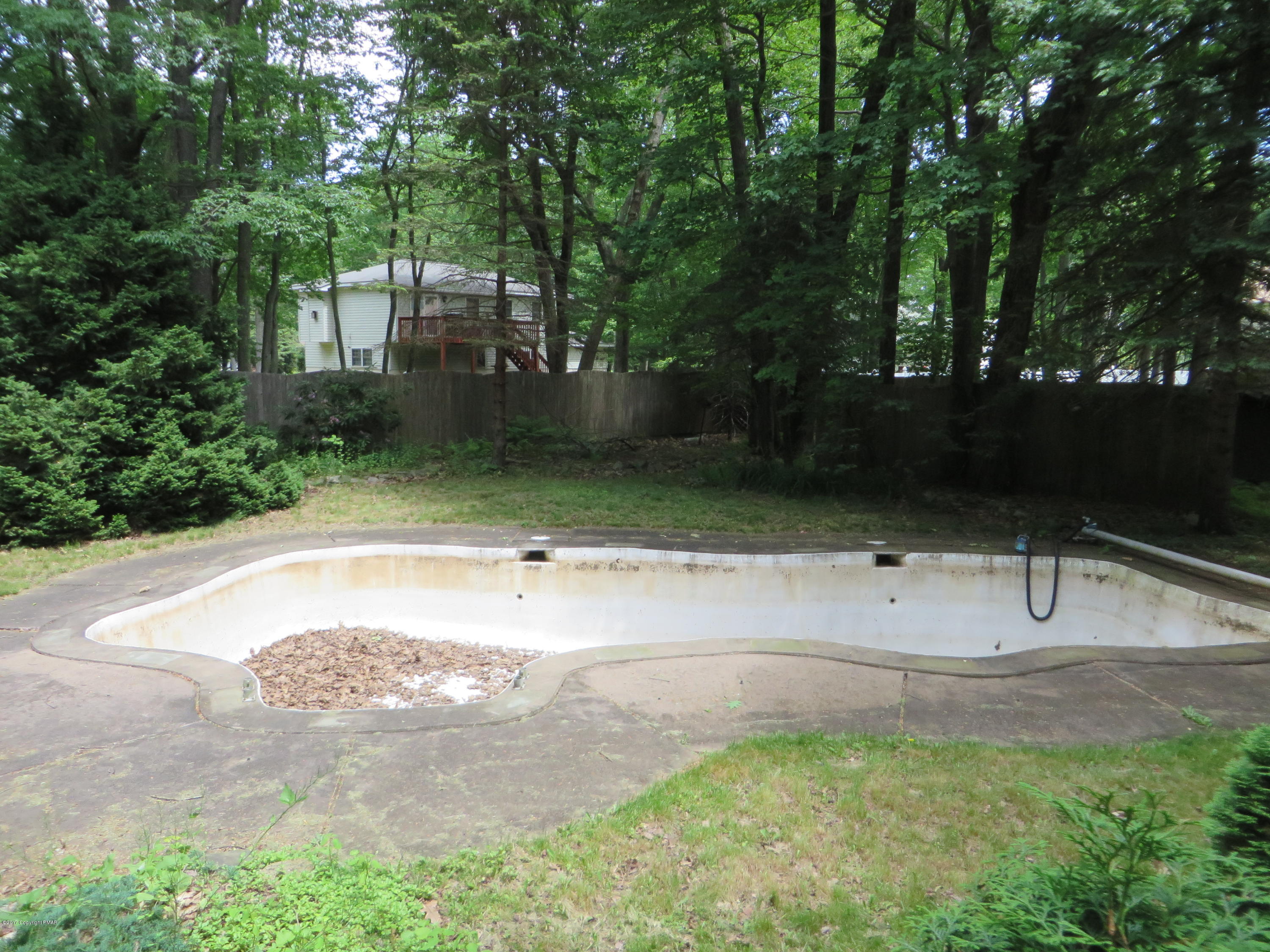 3290 Red Run Road Pocono Summit, PA 18346 - Photo 21 of 31 IMG_1818