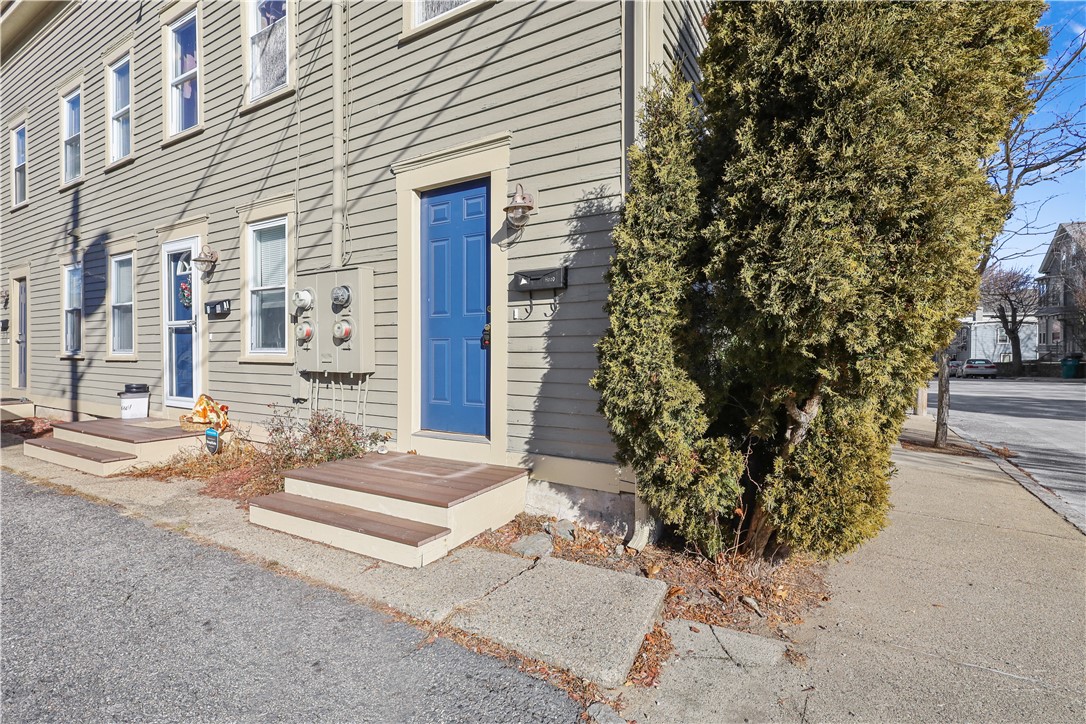 186 Church Street, Unit B Woonsocket, RI 02895 - Photo 32 of 34 Gallery Image 32