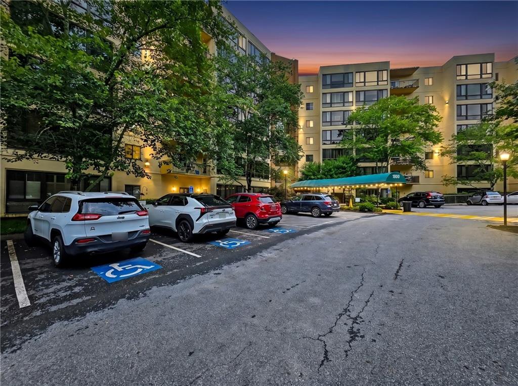 1800 Clairmont Lake, Unit A314 Decatur, GA 30033 - Photo 3 of 51