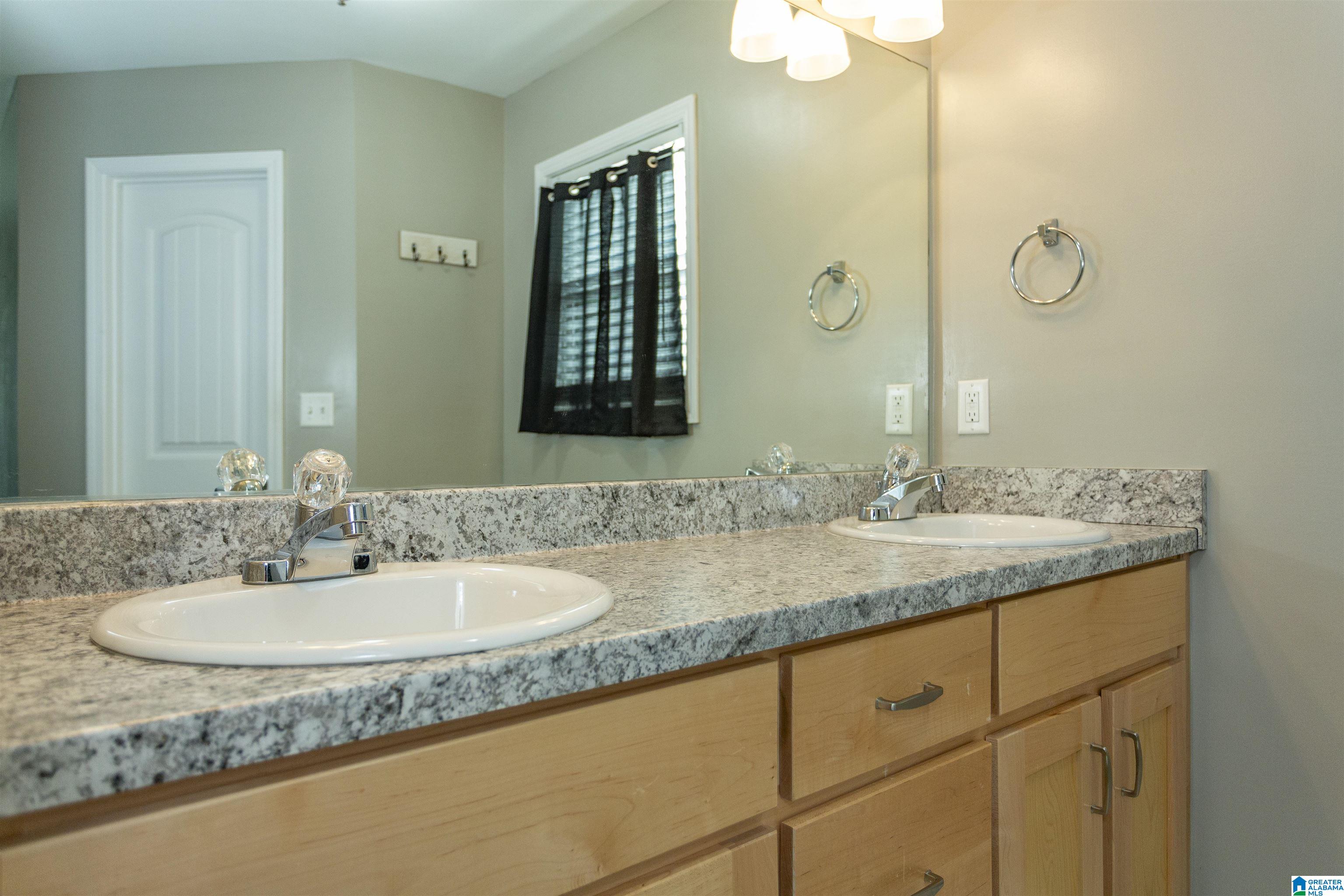337 Central Avenue Oneonta, AL 35121 - Photo 19 of 46