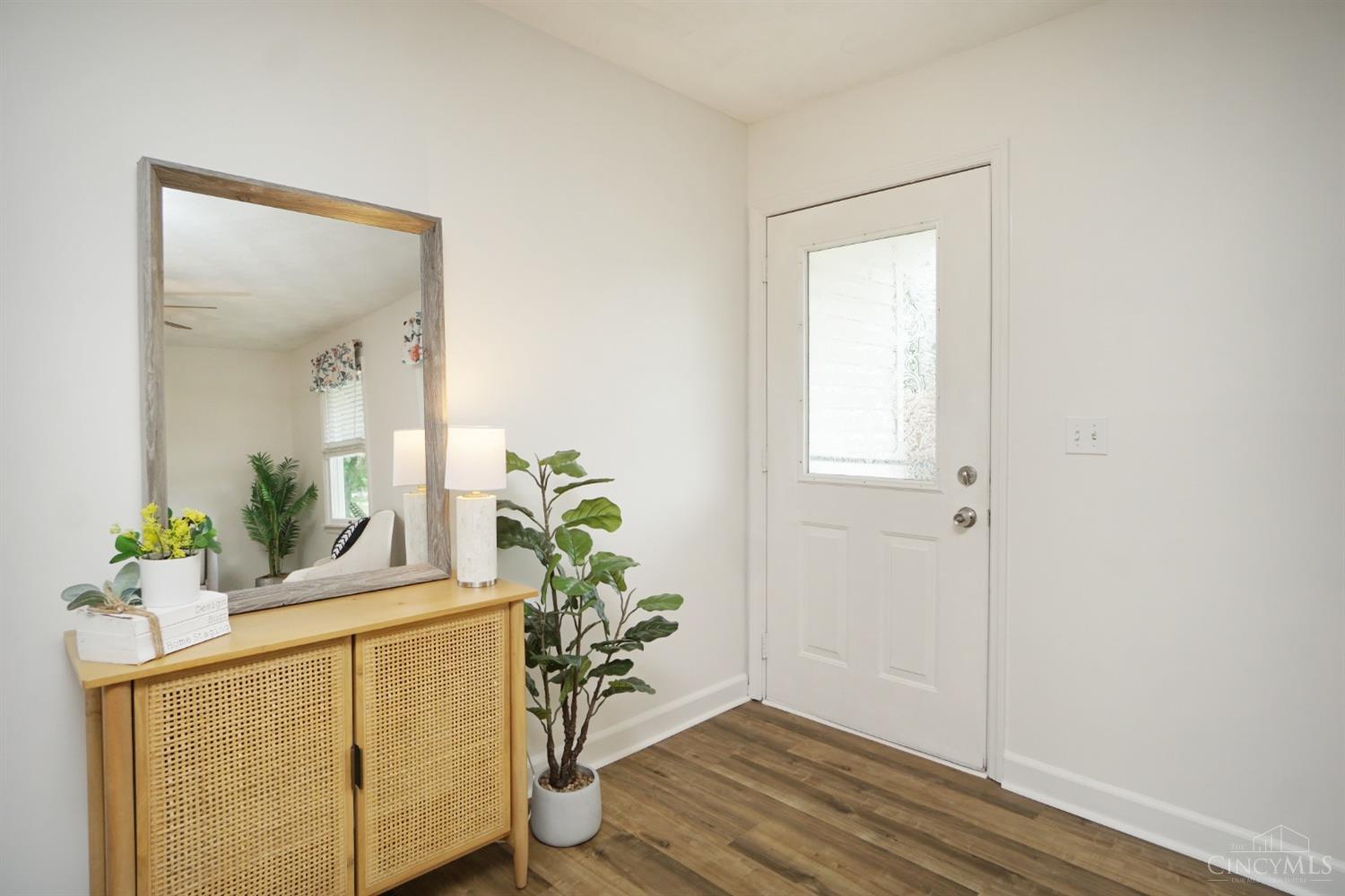 7297 Fairground Road Blanchester, OH 45107 - Photo 6 of 48 Gallery Image 6