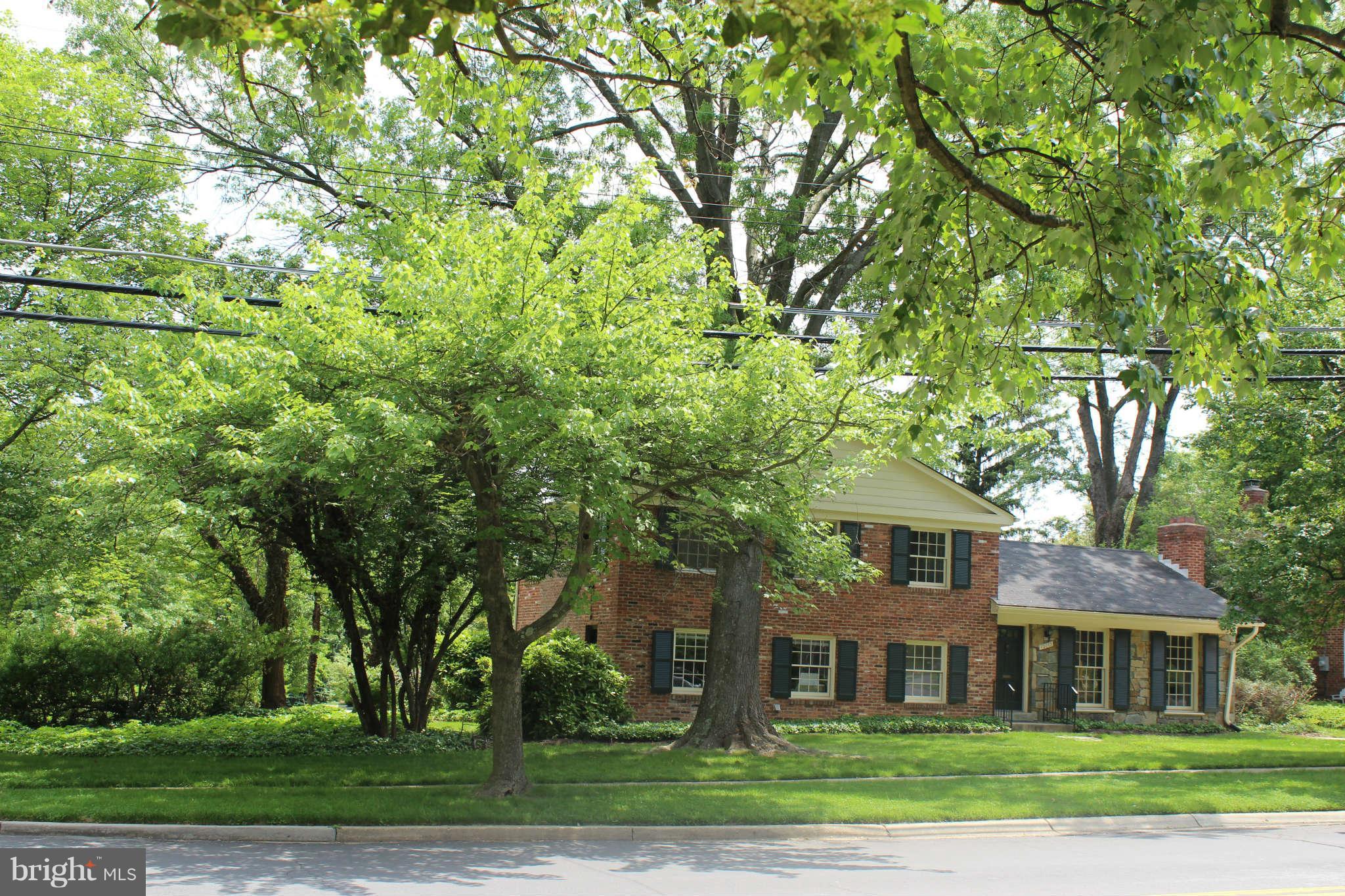 Exterior (Front)
