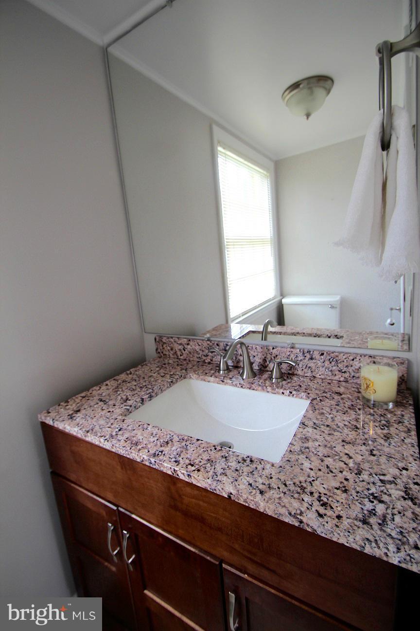 12005 Old Bridge Road North Bethesda, MD 20852 - Photo 4 of 20 Bath