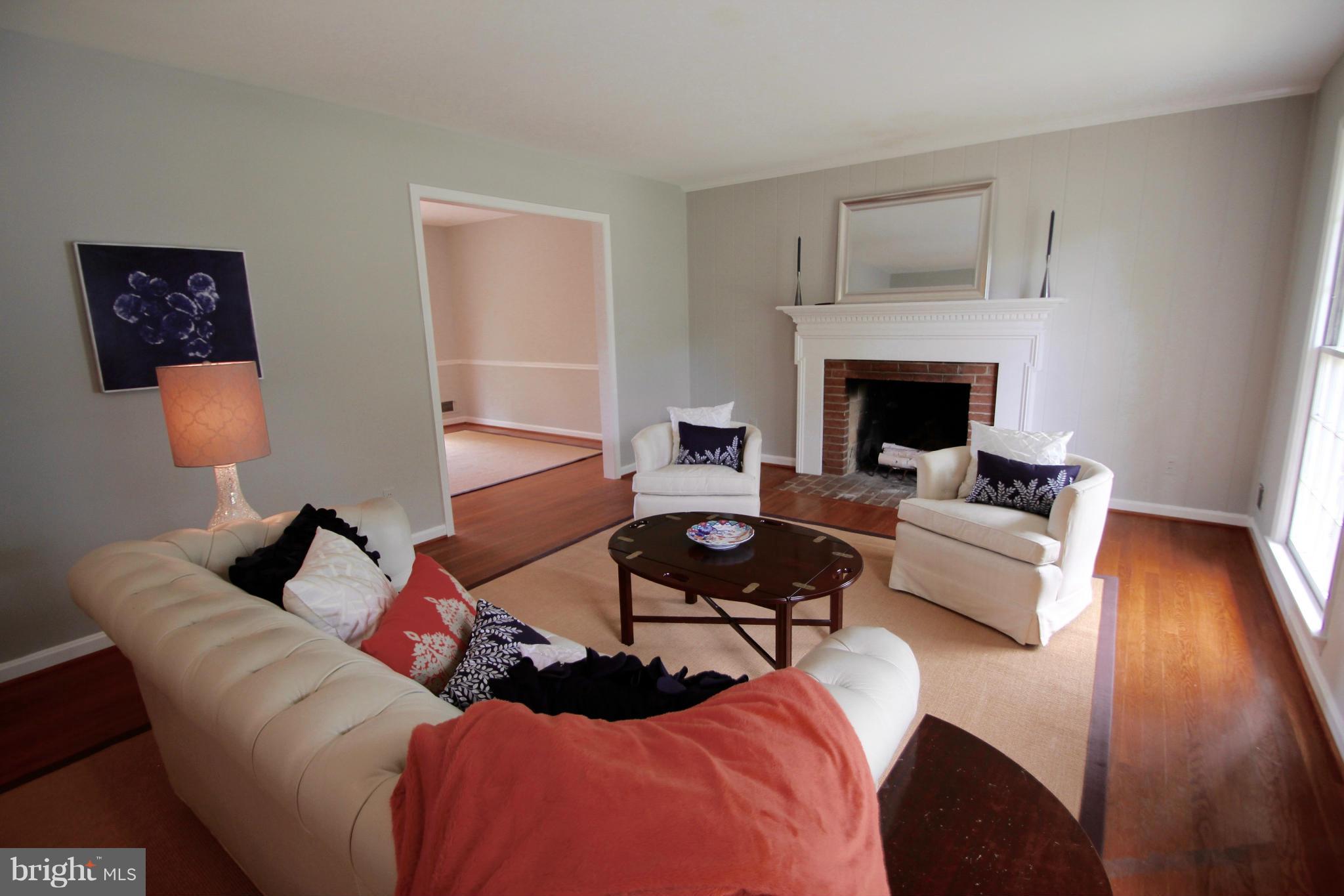 12005 Old Bridge Road North Bethesda, MD 20852 - Photo 6 of 20 Living Room