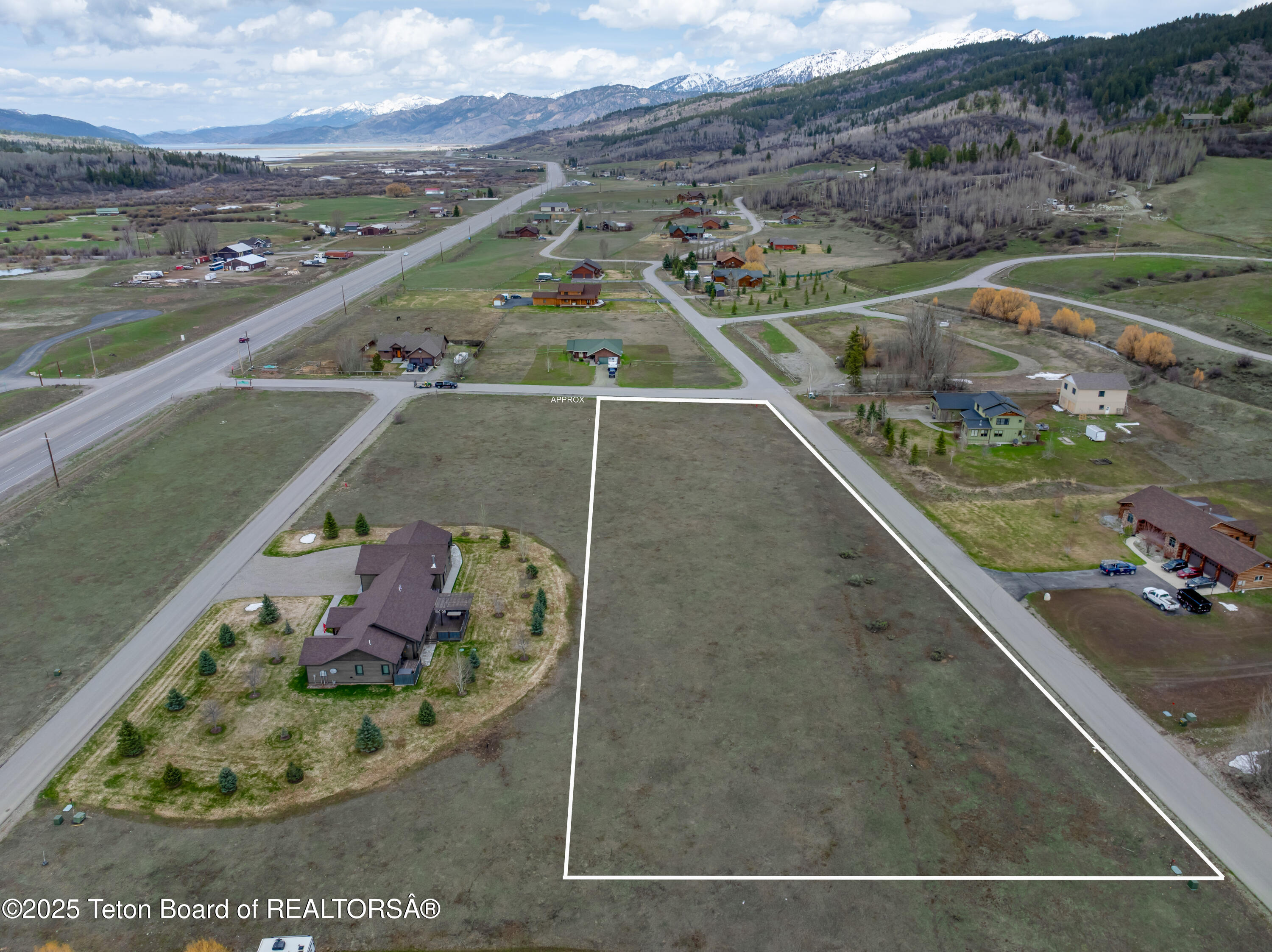 Trail Ridge Lot 30_0013_D-Lines