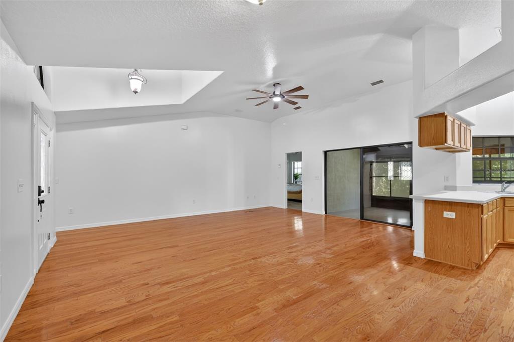 4943 Treasure Cay Road Tavares, FL 32778 - Photo 12 of 46
