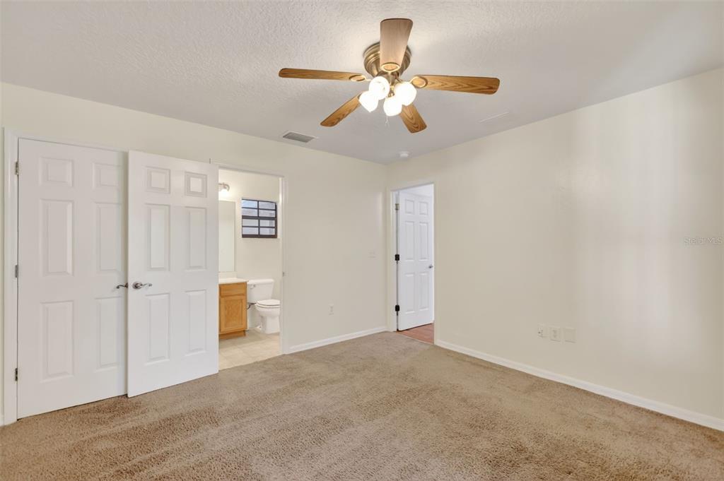 4943 Treasure Cay Road Tavares, FL 32778 - Photo 32 of 46