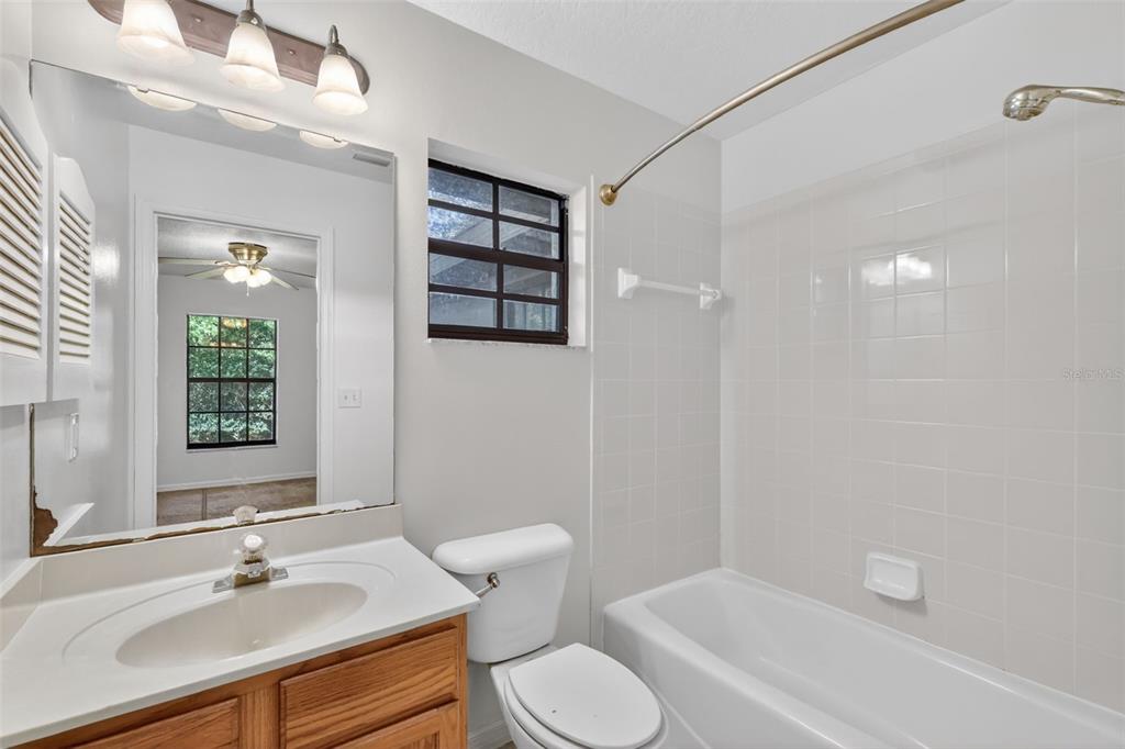 4943 Treasure Cay Road Tavares, FL 32778 - Photo 33 of 46