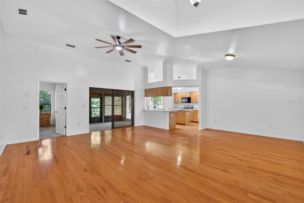 4943 Treasure Cay Road Tavares, FL 32778 - Photo 8 of 46