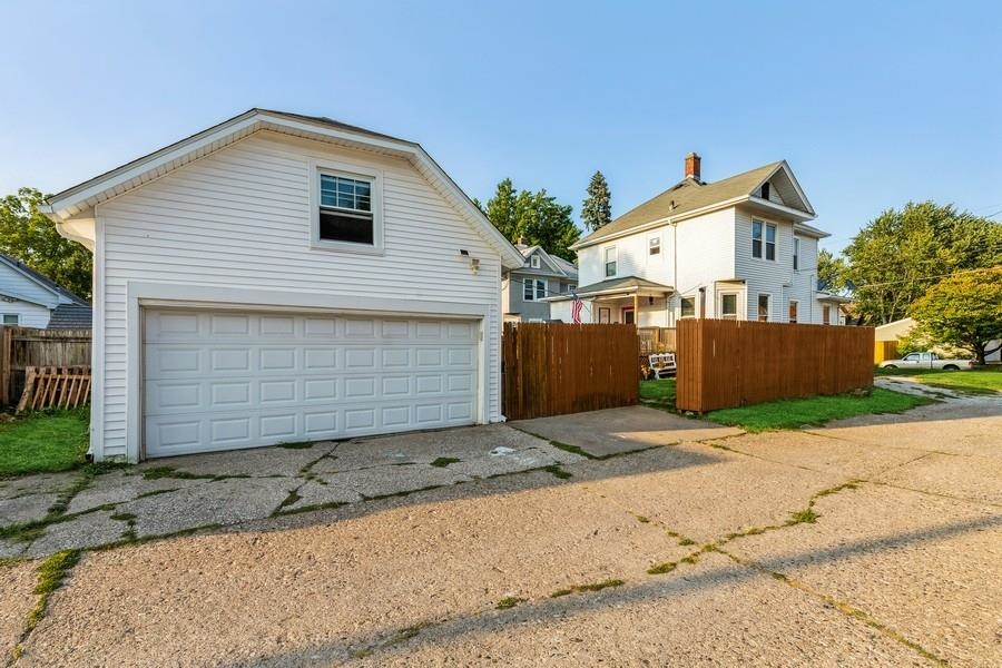 2207 18th Street C, IA 52722 - Photo 14 of 15