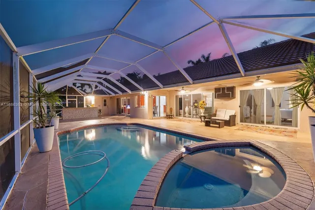 $850,000 | 8195 Northwest 41st Street, Coral Springs, FL 33065